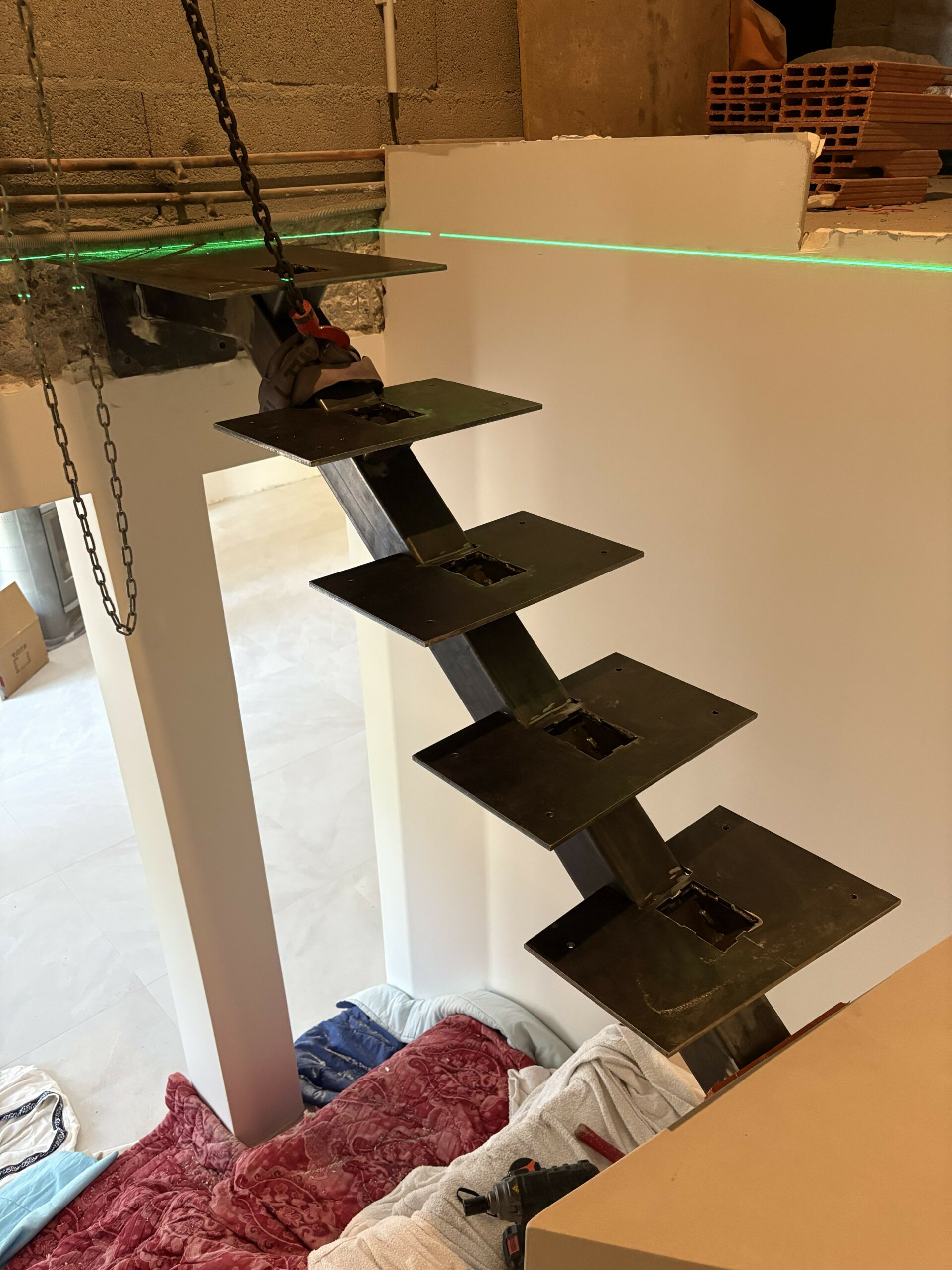 menu-01 Pose Escalier Bois Metal Metallerie Sur Mesure Faireonlycreations Clermont Ferrand Puy De Dome Scaled