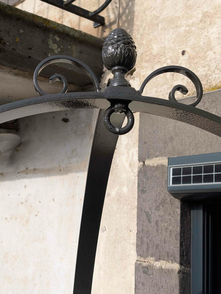 arche de puit ferronnerie art sur mesure faireonlycreations clermont ferrand puy de dome artisan