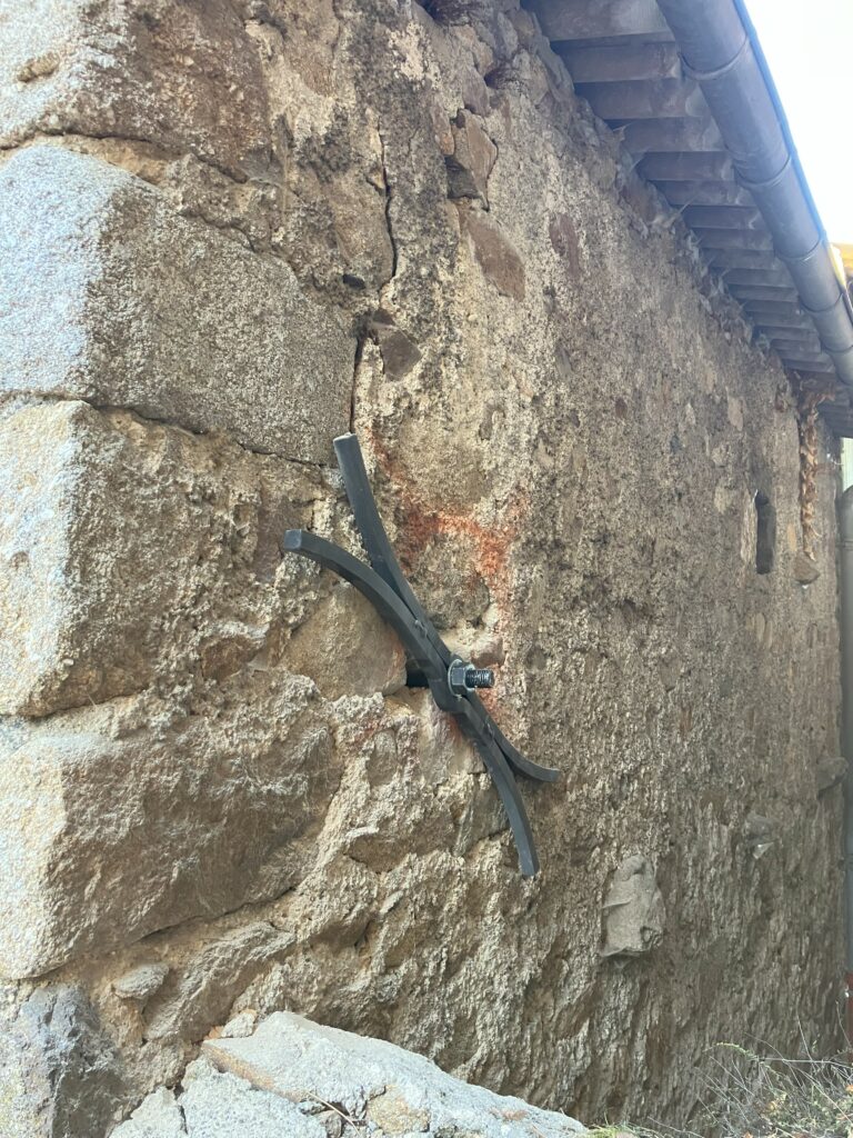 croix de tirant ferronnerie art sur mesure structure renfort faireonlycreations clermont ferrand puy de dome