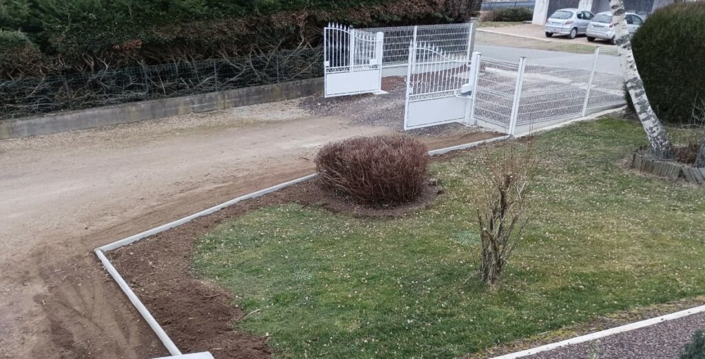 portail acier sur mesure ferronnerie metallerie art faireonlycreation clermont ferrand puy de dome 